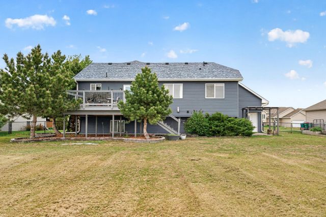 898 Harrison Drive, Big Lake, MN 55309