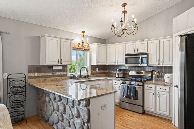 898 Harrison Drive, Big Lake, MN 55309