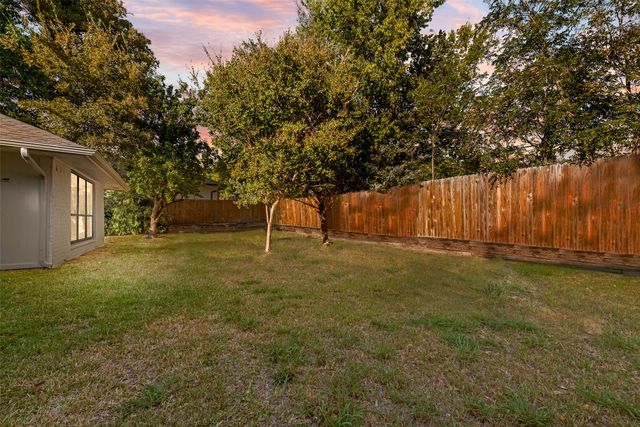 5813 Yacht Club Drive, Rockwall, TX 75032