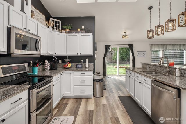 30714 118th Avenue E, Graham, WA 98338