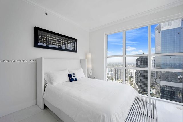 950 Brickell Bay Drive 4600, Miami, FL 33131