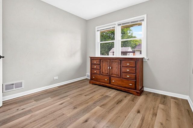 1028 TYLER AVENUE, Oshkosh, WI 54902