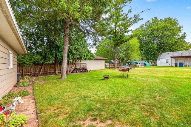 1028 TYLER AVENUE, Oshkosh, WI 54902
