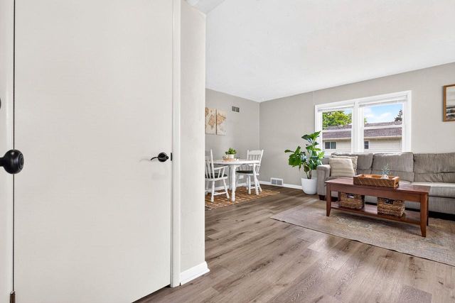 1028 TYLER AVENUE, Oshkosh, WI 54902