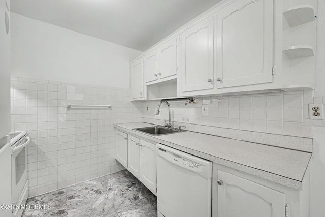 167A Huntington Drive, Lakewood, NJ 08701