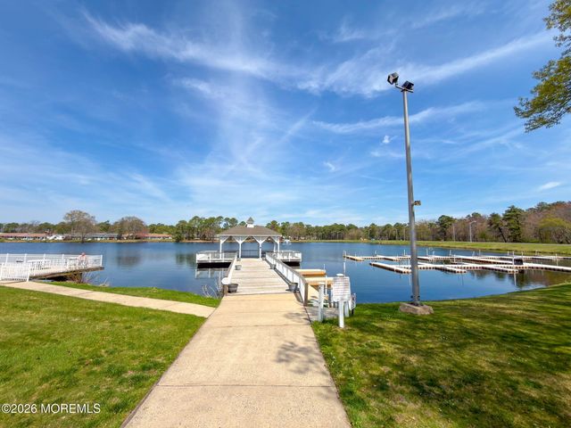 167A Huntington Drive, Lakewood, NJ 08701