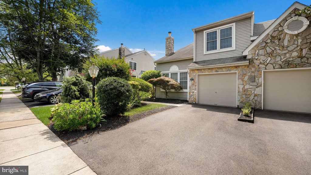 7001 BIRDIE LN, Doylestown, PA 18901