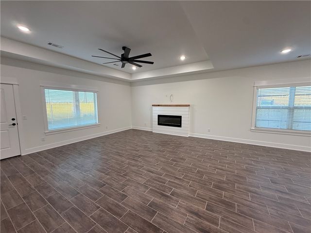 88 W Gilpin Street, Farmington, AR 72730