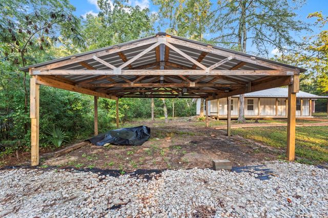 15627 Holly Drive, Montgomery, TX 77356