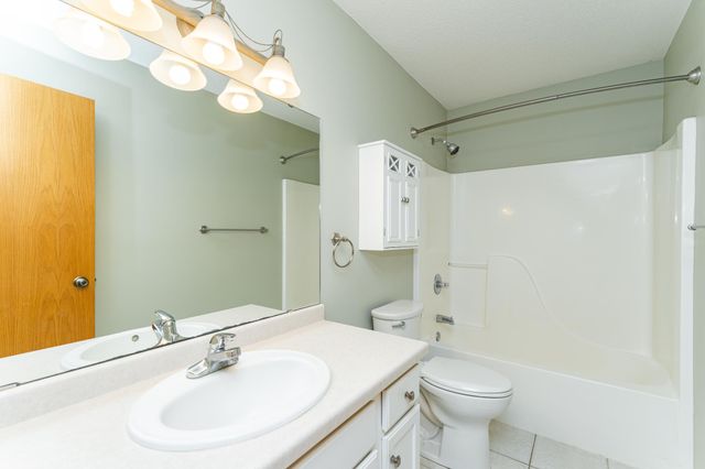 5380 56th Avenue NW, Rochester, MN 55901