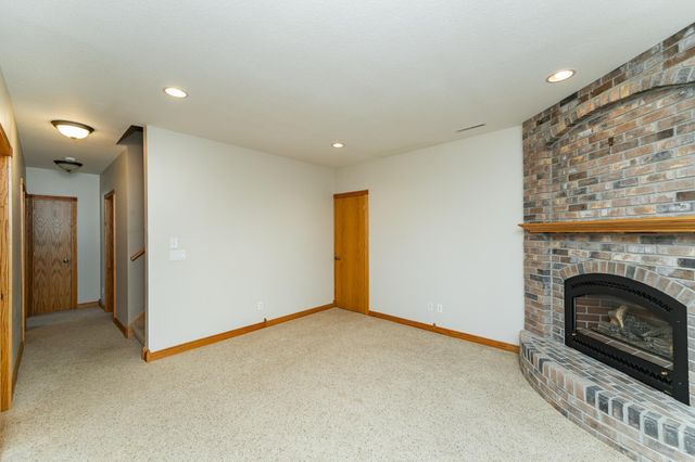 5380 56th Avenue NW, Rochester, MN 55901