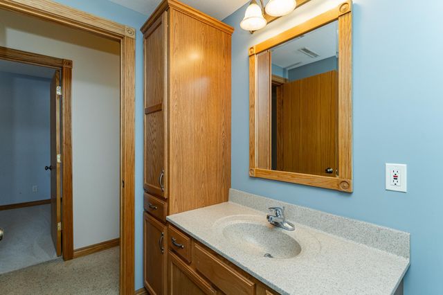 5380 56th Avenue NW, Rochester, MN 55901