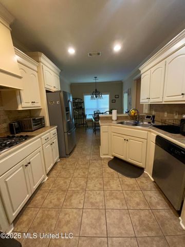 785 Creston Drive, Byram, MS 39272