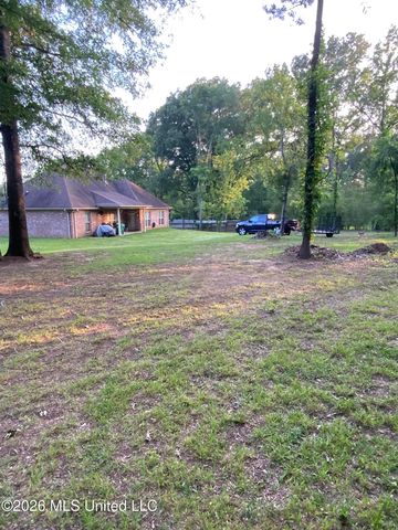 785 Creston Drive, Byram, MS 39272