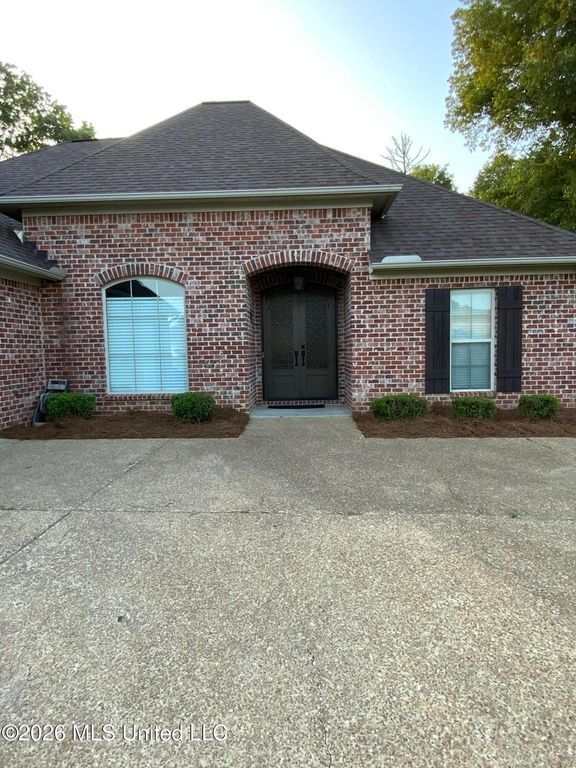 785 Creston Drive, Byram, MS 39272