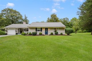 1906 Old Louisquisset Pike, Lincoln, RI 02865