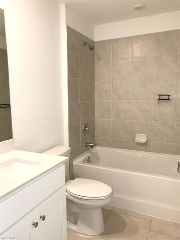 2131 NE 34th TER, Cape Coral, FL 33909
