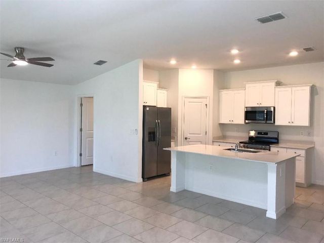 2131 NE 34th TER, Cape Coral, FL 33909