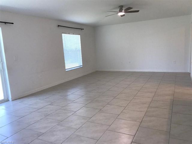2131 NE 34th TER, Cape Coral, FL 33909