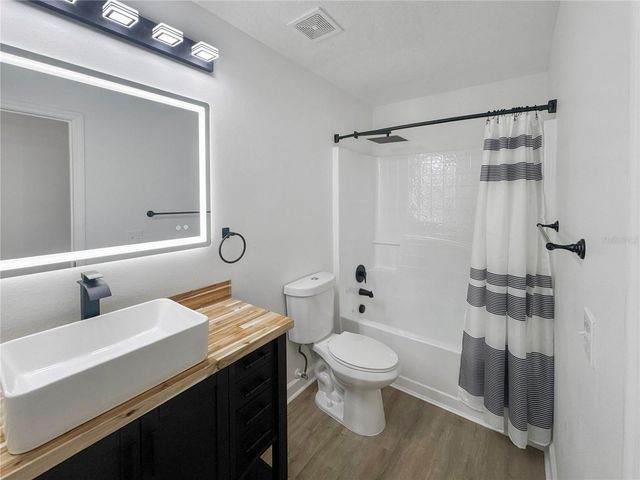 2109 AITKIN LOOP, Leesburg, FL 34748