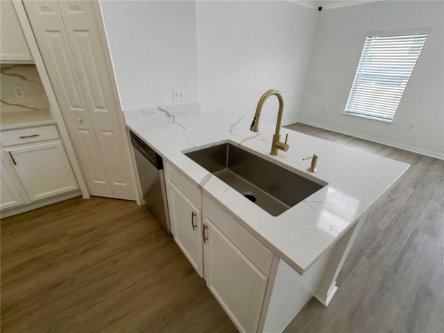 2109 AITKIN LOOP, Leesburg, FL 34748