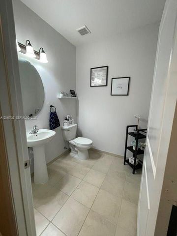 21480 SW 132nd Ct, Miami, FL 33177