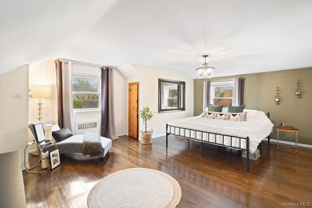 186 Lake Avenue, Saint James, NY 11780