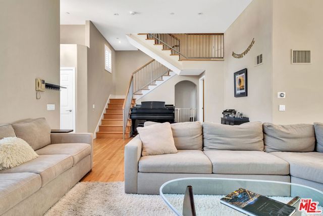 4071 Lafayette Place 2, Culver City, CA 90232