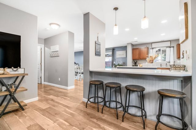 4715 W Elkhorn Avenue, Visalia, CA 93277