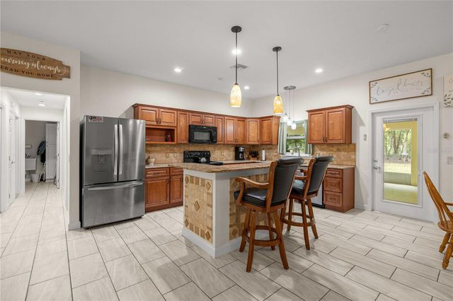 2250 SE 157TH LANE ROAD, Summerfield, FL 34491