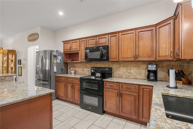 2250 SE 157TH LANE ROAD, Summerfield, FL 34491