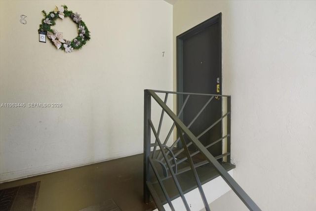 736 12th St 7, Miami Beach, FL 33139