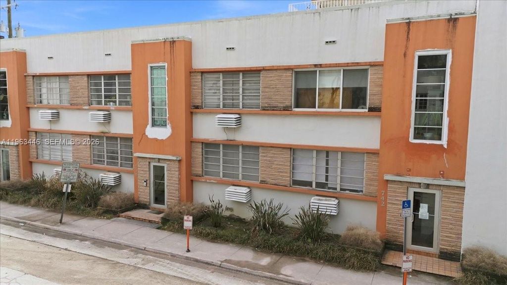 736 12th St 7, Miami Beach, FL 33139