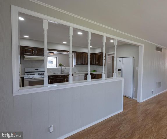 726 W MADISON AVE, Magnolia, NJ 08049