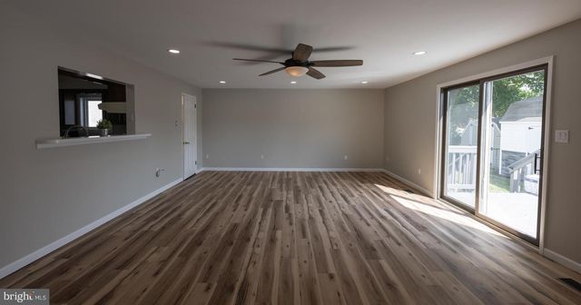 726 W MADISON AVE, Magnolia, NJ 08049