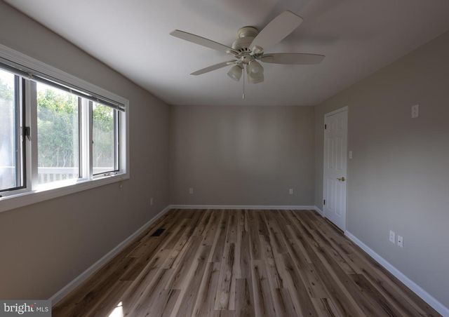 726 W MADISON AVE, Magnolia, NJ 08049