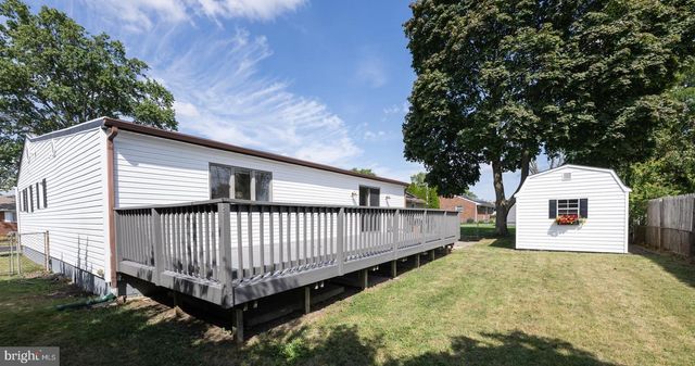 726 W MADISON AVE, Magnolia, NJ 08049