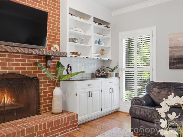 10507 Hollybrook Drive, Charlotte, NC 28277