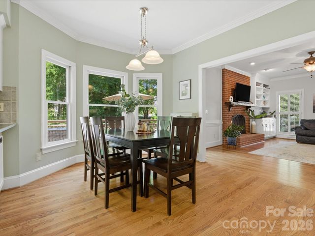10507 Hollybrook Drive, Charlotte, NC 28277