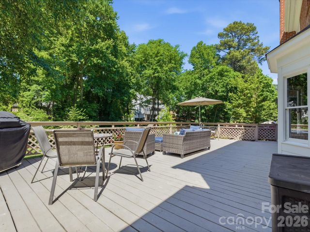 10507 Hollybrook Drive, Charlotte, NC 28277