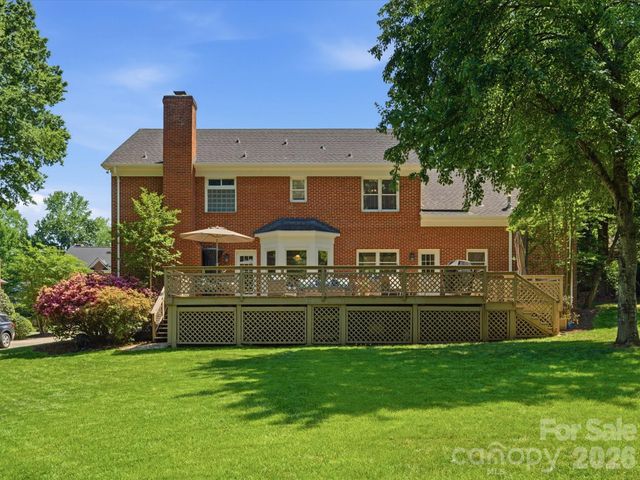 10507 Hollybrook Drive, Charlotte, NC 28277