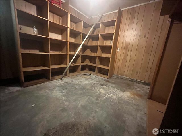 16919 12th Place NE, Shoreline, WA 98511