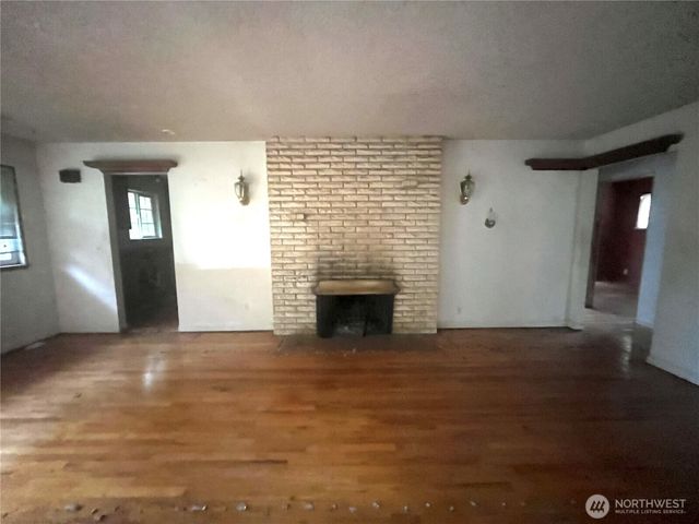 16919 12th Place NE, Shoreline, WA 98511