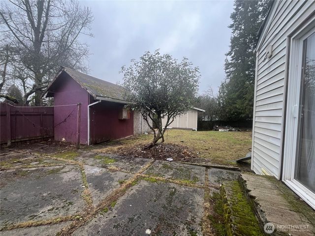 16919 12th Place NE, Shoreline, WA 98511