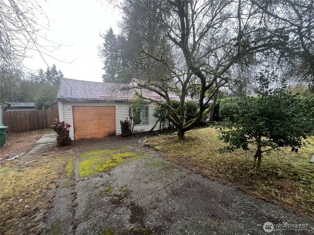 16919 12th Place NE, Shoreline, WA 98511