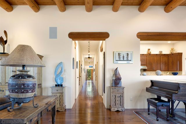 3 Heather Lane, Santa Fe, NM 87506