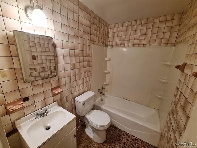 1102 Jameswood Court, Montgomery, AL 36109