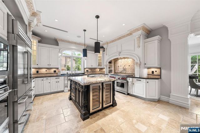 675 Summit Street, Englewood Cliffs, NJ 07632