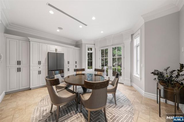 675 Summit Street, Englewood Cliffs, NJ 07632