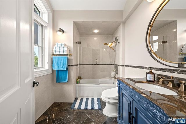 675 Summit Street, Englewood Cliffs, NJ 07632